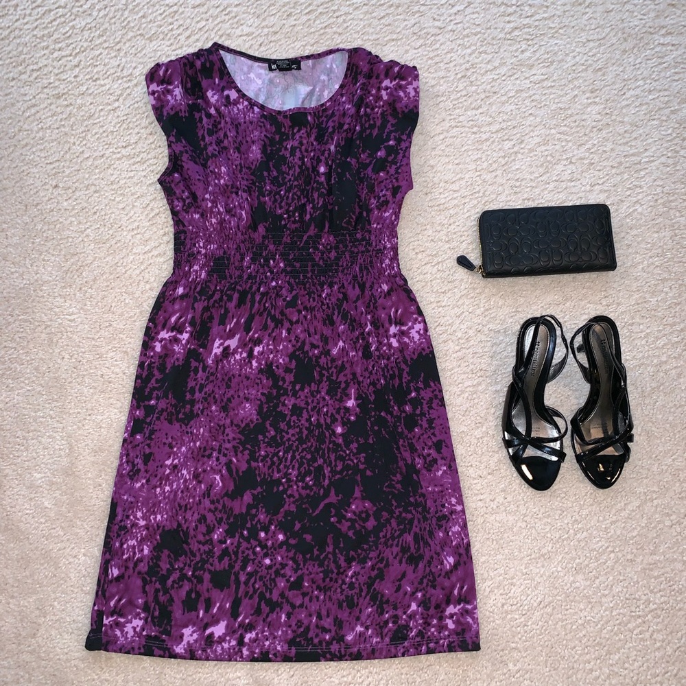 Kenzie Pretty Purple Printed Dress - Size Medium